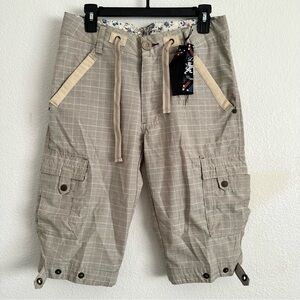 Lion’s Crest by English Laundry - Beige Plaid Cargo Shorts